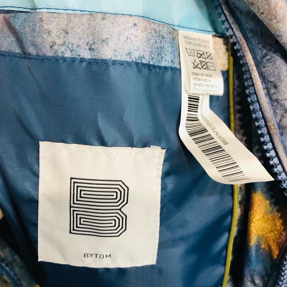 Bytom Dainte Jacket With Hood Medium Msrp $84 - Picture 8 of 9